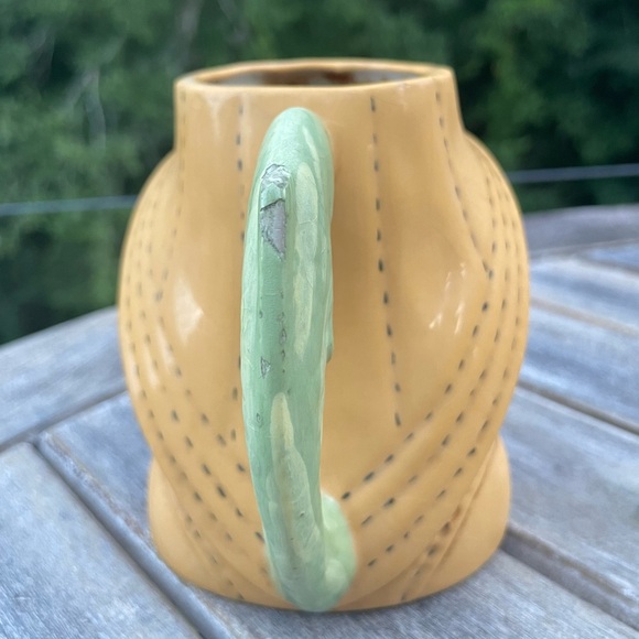 Toby Jug Fisherman Character Toby Style Mug - Picture 4 of 8